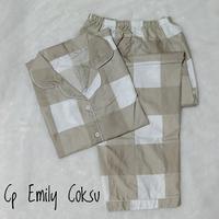 Gambar LAZA Piyama CP Motif Kotak Wanita Lengan Pendek - Emily Sage, M dari LAZA Collection undefined 1 Tokopedia
