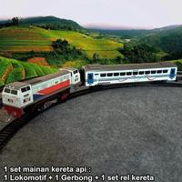 Gambar mainan Kereta Api Indonesia miniatur Kereta Api Gerbong Dan Lokomotif - set strip-ornge dari L@KUL@RISTORE undefined 1 Tokopedia