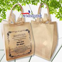 Gambar tas spunbond hajatan sablon untuk nasi kotak 22*22*30 - 22*22*30 dari RINI TASSOUVENIR JATENG undefined 2 Tokopedia