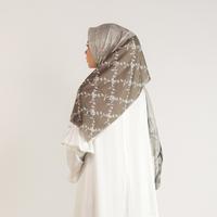 Gambar Nayanika Hijab / Jilbab / Kerudung Voal Ultrafine Motif Khazan - Blueberry dari Nayanikaid undefined 2 Tokopedia
