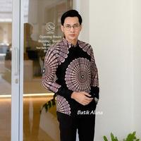 Gambar baju batik pria lengan panjang ALUNA SBA 004 Pres Badan - M dari batik_prabuseno_solo undefined 1 Tokopedia