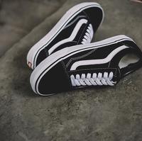 Gambar Vans Old Skool Black White Classic Original New - 37 dari asalberkahcuan undefined 3 Tokopedia