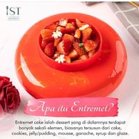 Gambar Kue Ulang Tahun Premium Strawberry Entremet Birthday Cake dari harapan jayashop hampers undefined 2 Tokopedia