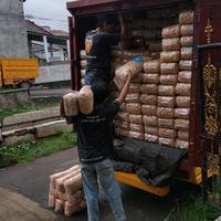 Gambar kerupuk bawang spesial -kuning 5 kg DISTRIBUTOR KERUPUK dari tikus ku. undefined 3 Tokopedia