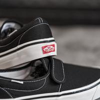 Gambar Vans Slip On 47 DX Anaheim Factory Black White Original dari UpSneakersCo undefined 2 Tokopedia
