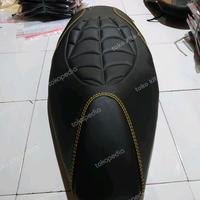 Gambar kulit jok motor motif SPIDER custom all motor - coklat muda, beat dari JOK ID undefined 2 Tokopedia