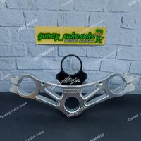 Gambar Segitiga Atas Top Triple Clamp Tyga Kawasaki Ninja RR OLD NEW RR ZX dari Gunay Suka-Suka undefined 2 Tokopedia