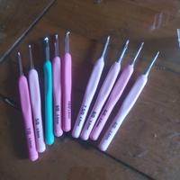Gambar Alat rajut crichet / hak pen/ satuan dari GoodsCorner undefined 1 Tokopedia