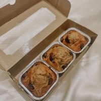 Gambar Banana Bread / Roti Kue Makassar / Parcel Hampers - Box of 5 dari Makassar Motor undefined 3 Tokopedia