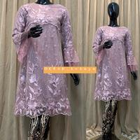 Gambar Kebaya kurung motif akar/ kebaya modern / kebaya by ocean kebaya - cream nude, XXL dari indah_kebayaa undefined 1 Tokopedia