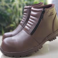 Gambar Sepatu Boot Pria Crocodile Morisey Safety Boots Ujung Besi - Hitam, 39 - Hitam, 39 dari Waroeng Aneka Sepatu undefined 2 Tokopedia