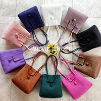 Gambar Tas Wanita Murah/ Tas Anyaman Plastik Premium Cindy Full 2 Line - Peach dari Vievie_shopp undefined 2 Tokopedia