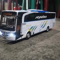 Gambar minatur bus dedy jaya marcopolo skla 50 dari Atsaal shoop undefined 1 Tokopedia