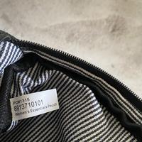 Gambar Carhartt WIP Legacy Crossbody Bag and Wallet Black dari ALL TIME FAVORITE STORE undefined 4 Tokopedia