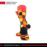 Gambar CoolDeSocks Original | Kaos Kaki Motif - Rubik Retro Orange dari CoolDeSocks undefined 3 Tokopedia