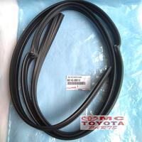 Gambar Karet Channel (Kaca) Pintu Belakang Kijang Kapsul 7K 68142-0B010 dari OMC-Shop undefined 2 Tokopedia