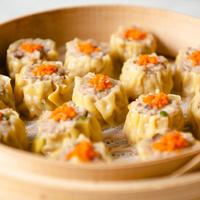 Gambar Kulit Dimsum Pangsit Siomay Premium 6 isi 50 Lembar Lembut Tipis Anti Sobek Tanpa Pengawet Tahan Lama untuk Usaha Dimsum dari arrazzaq54 undefined 5 Tokopedia