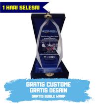 Gambar Sehari jadi Plakat Akrilik Custom + box | Plakat Wisuda|Hadiah Magang - Tanpa Box, 10x21 cm dari Plakat Surabaya Id undefined 4 Tokopedia