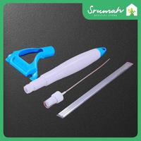 Gambar Alat Pembersih Kaca 2 in 1 dengan Tabung Spray Wiper Window Otomatis - Random dari SrumahID undefined 4 Tokopedia