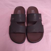Gambar Original Sandal Pria Dewasa Kulit Coklat Tua Sandal Selop Bapak bapak - COKLAT TUA, 42 dari ARVIAN Footwear & Fashion undefined 2 Tokopedia