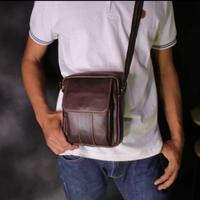 Gambar Tas Selempang / Sling Bag Pria Kulit Sapi Asli - Hitam dari Assegaf Kulit undefined 2 Tokopedia