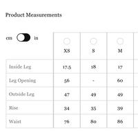 Gambar Fear of God Essentials FW21 Shorts Amber - M dari kyoorkicks undefined 4 Tokopedia