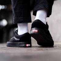 Gambar Vans Old Skool Pro Black Out Original BNIB - 44.5 dari SNEAKROOMS ID undefined 4 Tokopedia