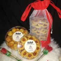 Gambar Hampers kue kering lebaran by HoByT butter cookies - Lidah Kucing dari Hobyt undefined 1 Tokopedia