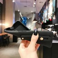 Gambar Infinix Note 8 Case Macaron Wristband Strap Softcase Black Phone dari K-Rose Official Store undefined 4 Tokopedia