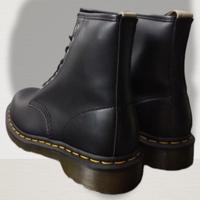 Gambar dr. martens 1460 Docmart black dari Kutu air Cibubur undefined 2 Tokopedia