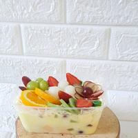 Gambar salad buah PREMIUM 1000 ml | Pre-Order 1 hari - full buah dari Fruit Salad yogyakarta undefined 3 Tokopedia