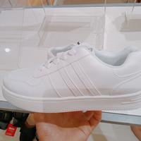 Gambar Sepatu Sneakers Tali Wanita North Star Original Bata - white, 36 dari Tika Bata undefined 3 Tokopedia