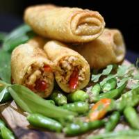 Gambar Sosis Goreng Pedas - Sosis Pojok Beteng Solo dari BUKABAJU undefined 1 Tokopedia
