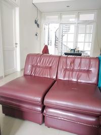 Gambar 1 Set Sofa Bekas Empuk Second Isi 5 Kursi dari Deda Surabaya undefined 3 Tokopedia