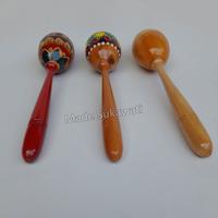 Gambar Alat musik marakas shaker telor 21cm lukis painting mainan anak - Clear polos dari MadeSukawati undefined 3 Tokopedia