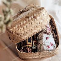Gambar Hampers ramadhan / lebaran mukena bordir dan sajadah dari RichOnline Tokopedia undefined 1 Tokopedia
