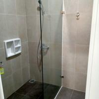 Gambar partisi kaca tempered 10 mili untuk kamar mandi bisa custom ukuran dari starracing undefined 3 Tokopedia