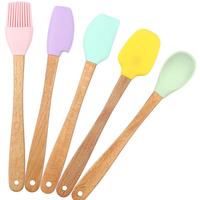 Gambar mini wooden utensil cooking spatula wooden handle / alat masak - lilac scraper dari etc shopline undefined 2 Tokopedia