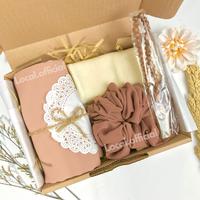 Gambar Hampers Hijab Gift Box/ Gift Box Kado Ulang Tahun/ Graduation/ Anniv - Local 9, Kado Lainnya dari LocalOfficial undefined 3 Tokopedia