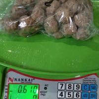 Gambar PENTOL/BAKSO DAGING SAPI HOMEMADE BERISI - Gaje 50pcs dari ShantyReynella undefined 2 Tokopedia