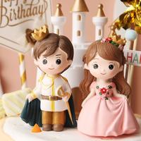 Gambar Topper Cake Royal Princess and Prince High Quality / Pangeran Putri - PRINCE PLASTIC dari Vania Es Store undefined 3 Tokopedia