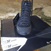 Gambar SEPATU GUNUNG TREKKING HIKING SALEWA ALP TRAINER 2 MID GTX BLACK MENS dari kallapathar undefined 2 Tokopedia