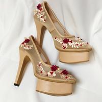 Gambar Wedding Shoes High Heels Platform Preloved dari Peau D'Etoile undefined 2 Tokopedia