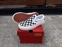 Gambar VANS SLIP ON CHEAKEARBOARD BLACK WHITE SEPATU ANAK USIA 1-10TH MURAH - 30 dari Duniaa Elektronik undefined 2 Tokopedia