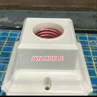 Gambar Broco Fitting Lampu Plafon Segi 1210 dari Jaya Mitra Electric undefined 1 Tokopedia