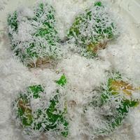 Gambar Kue Basah / Mata Roda / Putri Noong / Perpaduan Singkong dan Pisang dari Vanina Cakes and Catering undefined 1 Tokopedia