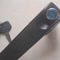 Gambar tarikan kunci pintu bus handle pintu bis dari pangkalan teknik undefined 1 Tokopedia