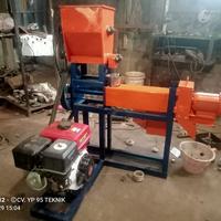 Gambar mesin extruder cetak pelet apung dari cv. yp 95 teknik undefined 2 Tokopedia
