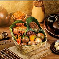 Gambar GUDEG YU DJUM (Gudeg+krecek+telur 5) dari BLESSED2BLESS_NEW undefined 1 Tokopedia