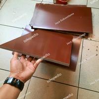 Gambar Ebonit Lembaran 8mm x 30cm x 30cm / Novotex Pertinax Bakelite Sheet dari JAYA SUKSESTAMA undefined 1 Tokopedia